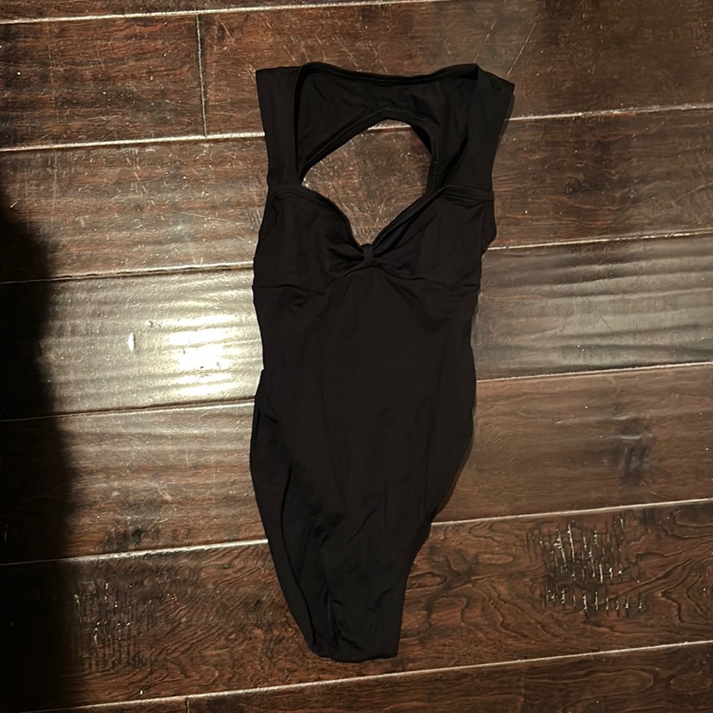 Ballet black leotard with cutout back #ballet #dance #leotard #bodysuit